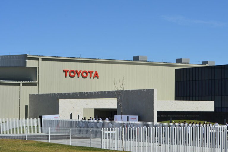 Toyota abre nueva fábrica en Guanajuato, México
